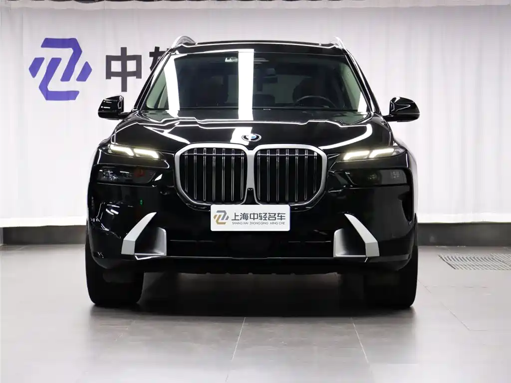 BMW X7 2023 — фото 2