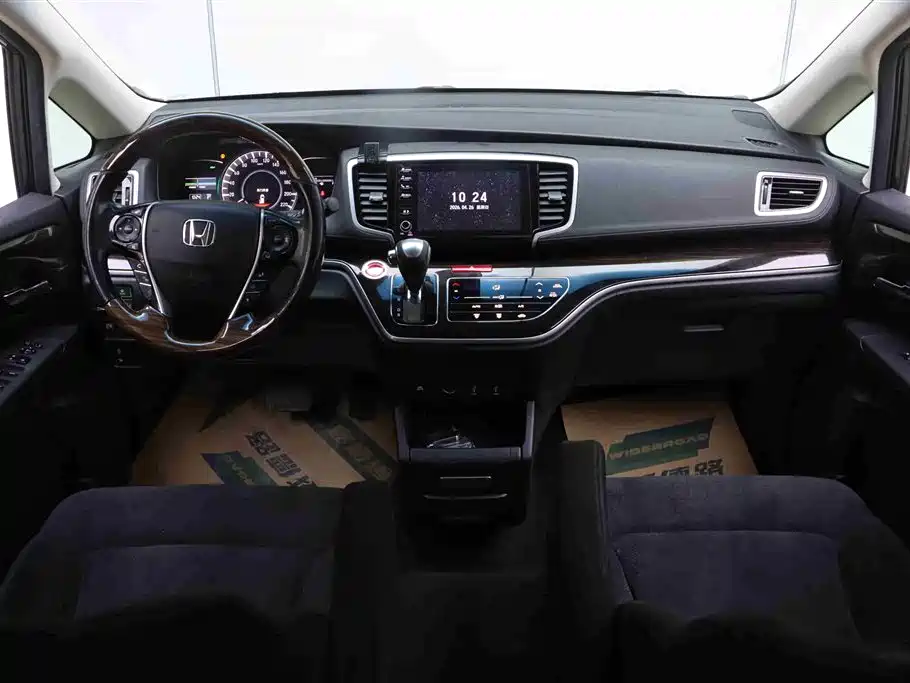 Honda Odyssey 2021 — фото 23