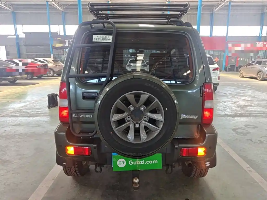 Suzuki Jimny 2015