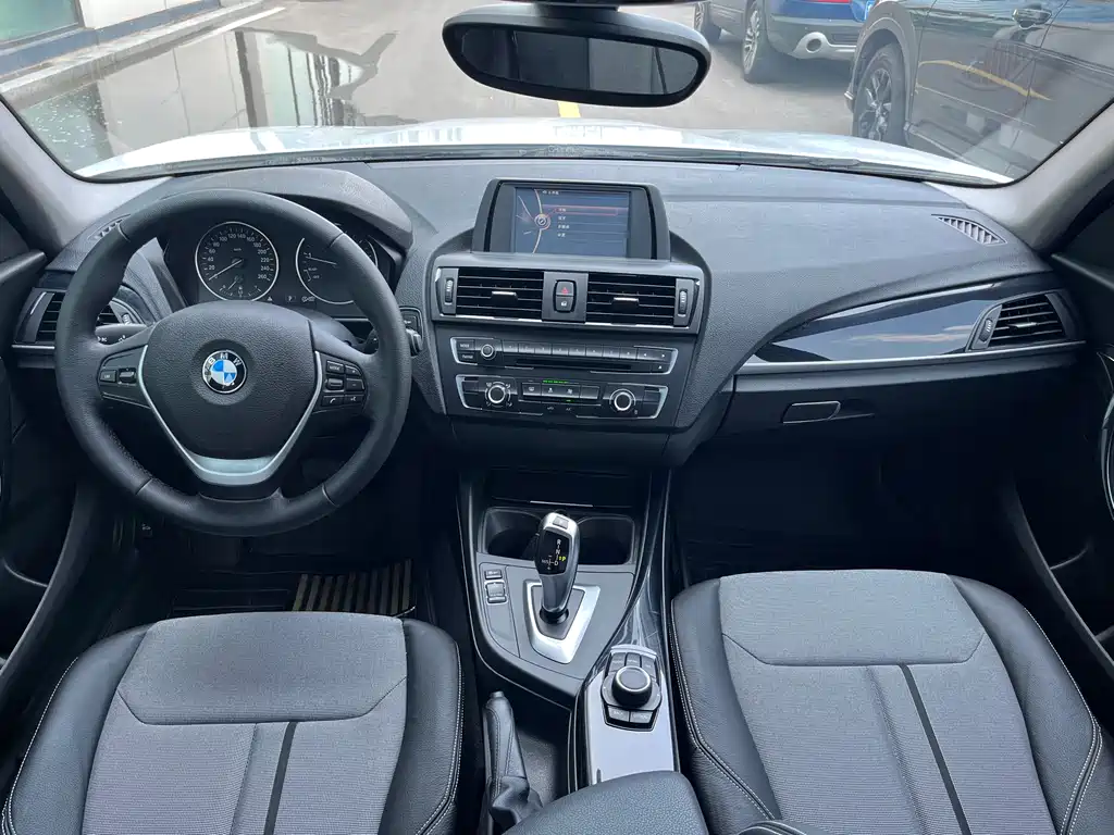 BMW 1 Series 2013 — фото 10