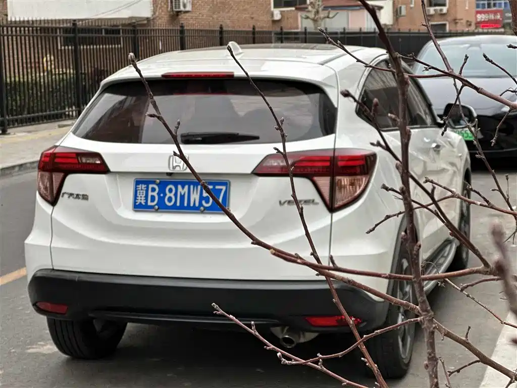 Honda Vezel 2018 — фото 12