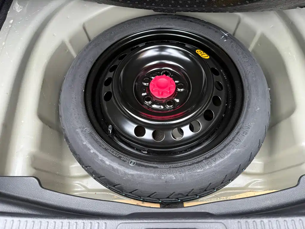 Toyota Camry 2021 — фото 20