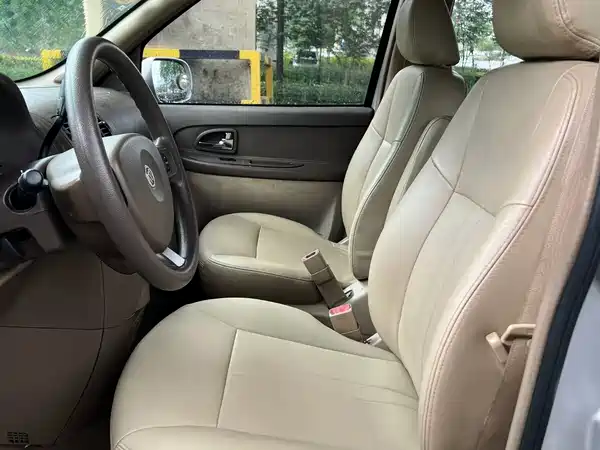 Buick GL8 2013