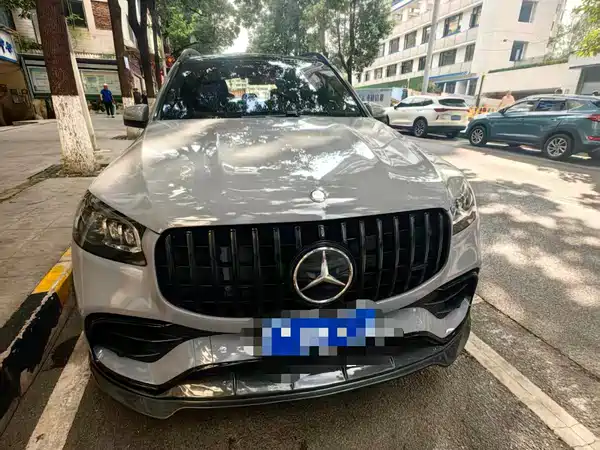 Mercedes-Benz GLS AMG 2025