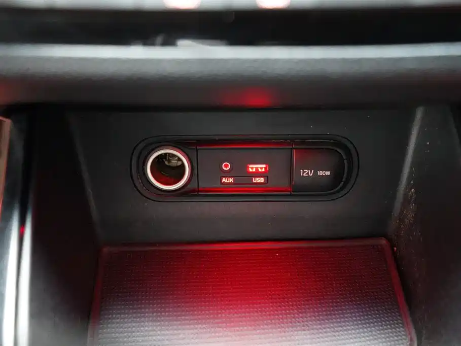 Kia K4 2015 — фото 10
