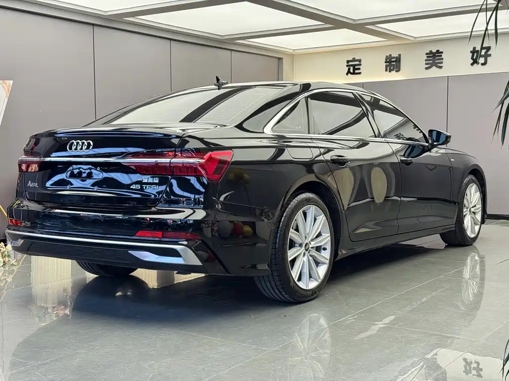 Audi A6L 2024 — фото 11