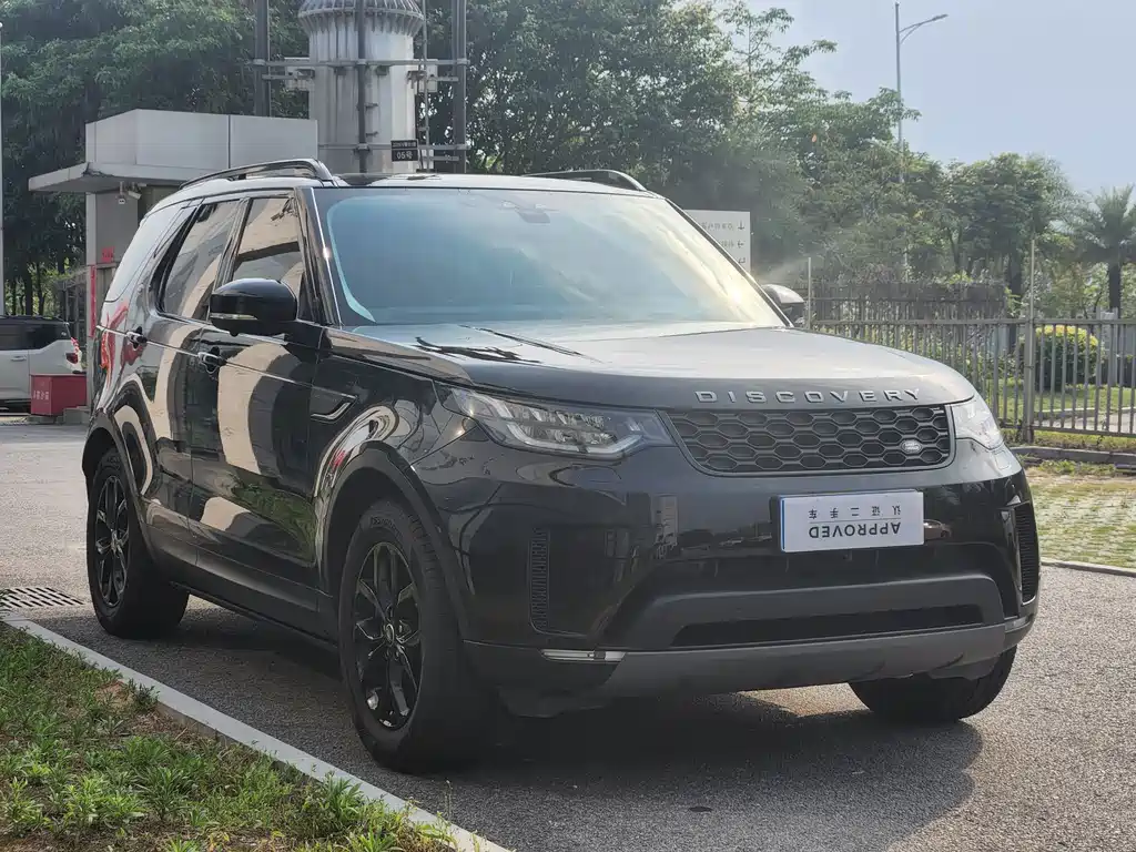 Land Rover Discovery 2018 — фото 14
