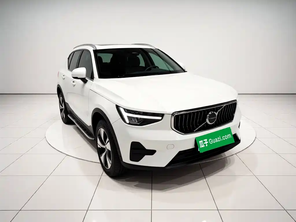Volvo XC40 2023