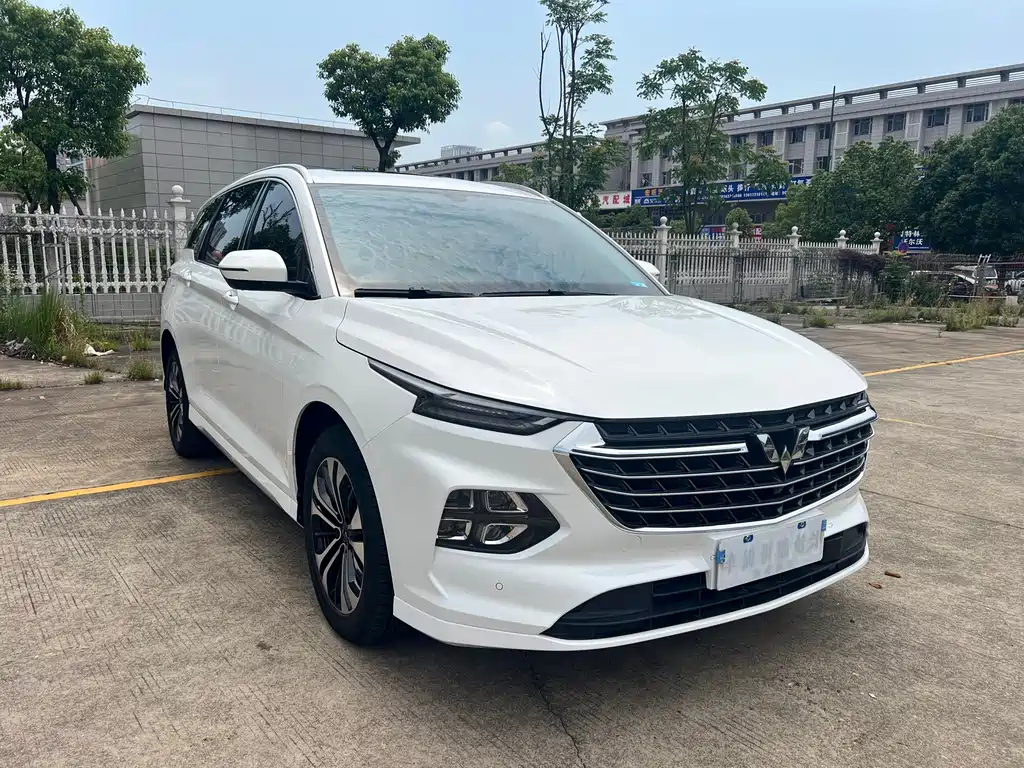 Wuling Victory 2022 — фото 3