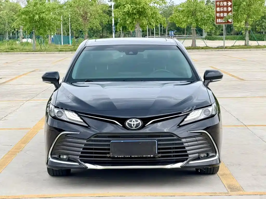 Toyota Camry 2023