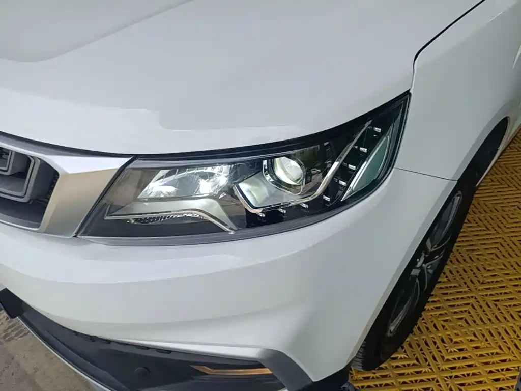 Geely Vision X6 2018 — фото 24