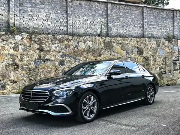 Mercedes-Benz E-Class 2023