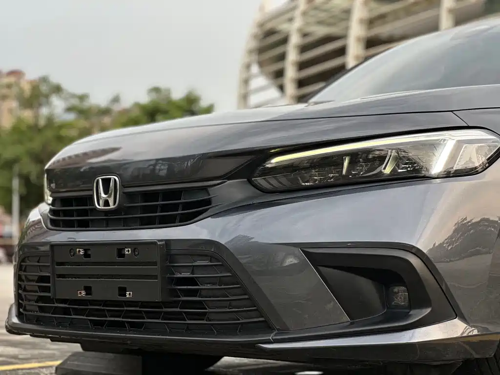 Honda Civic 2022 — фото 11