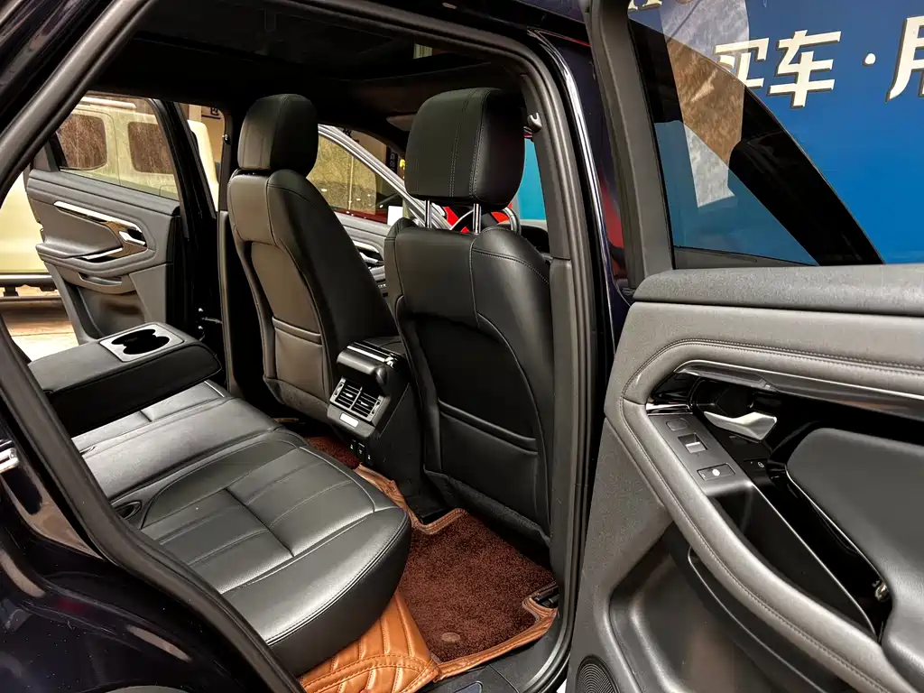 Land Rover Evoque 2020 — фото 25