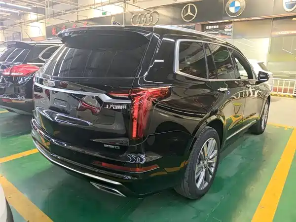 Cadillac XT6 2021