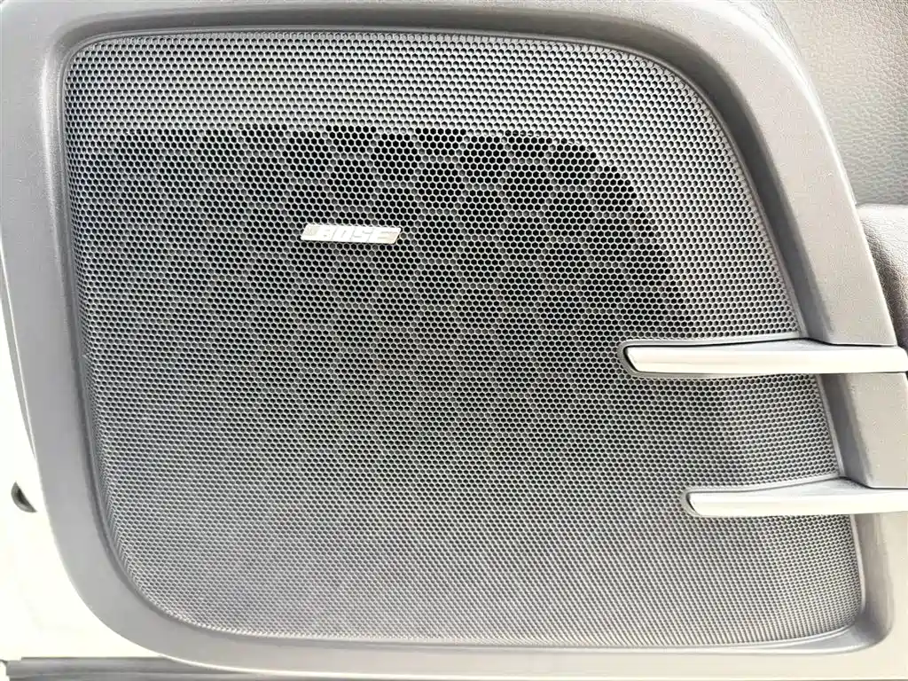 Porsche Cayenne 2015 — фото 18