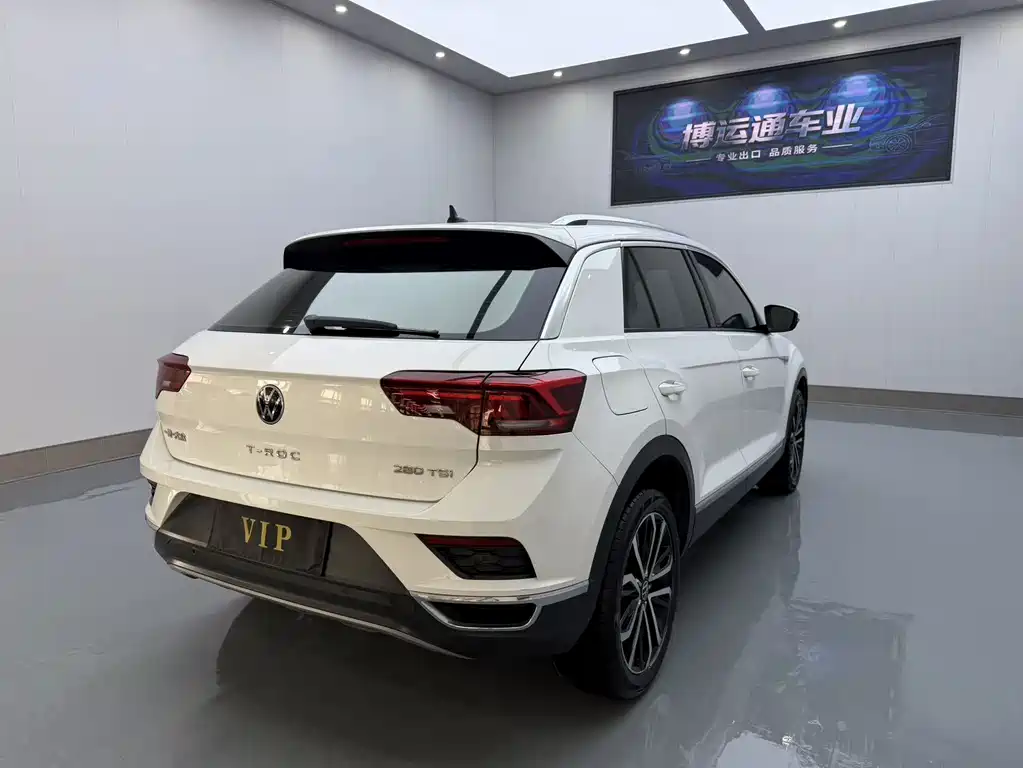Volkswagen T-Roc 2023
