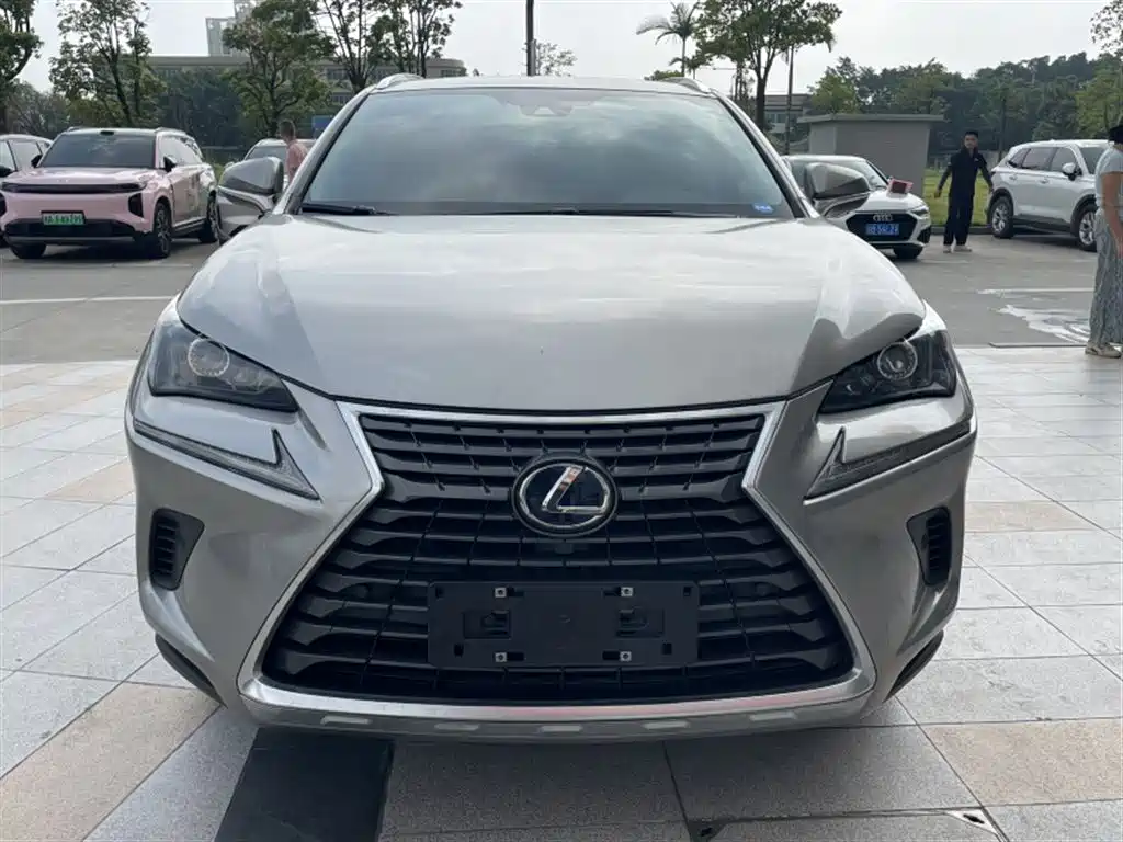 Lexus NX 2021 — фото 2
