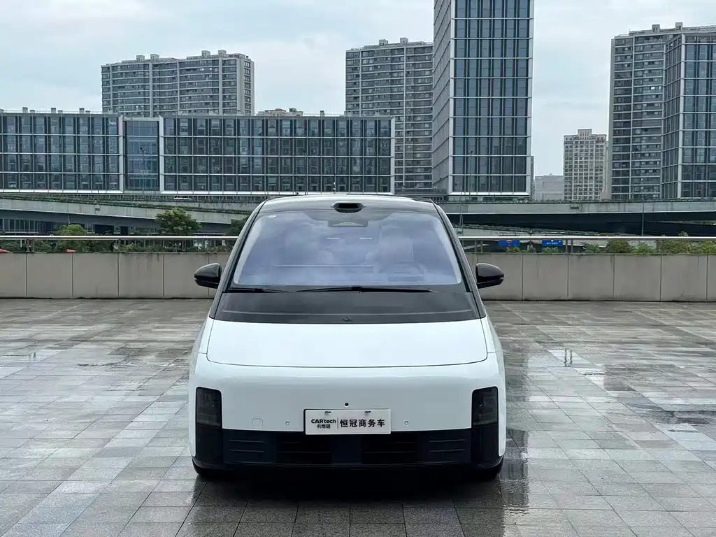 Li Auto Li MEGA 2025