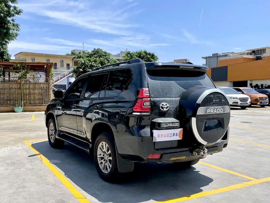 Toyota Prado 2019 — фото 6