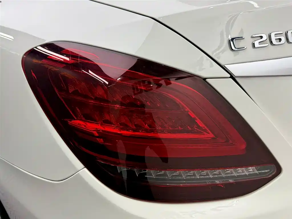 Mercedes-Benz C-Class 2020 — фото 7