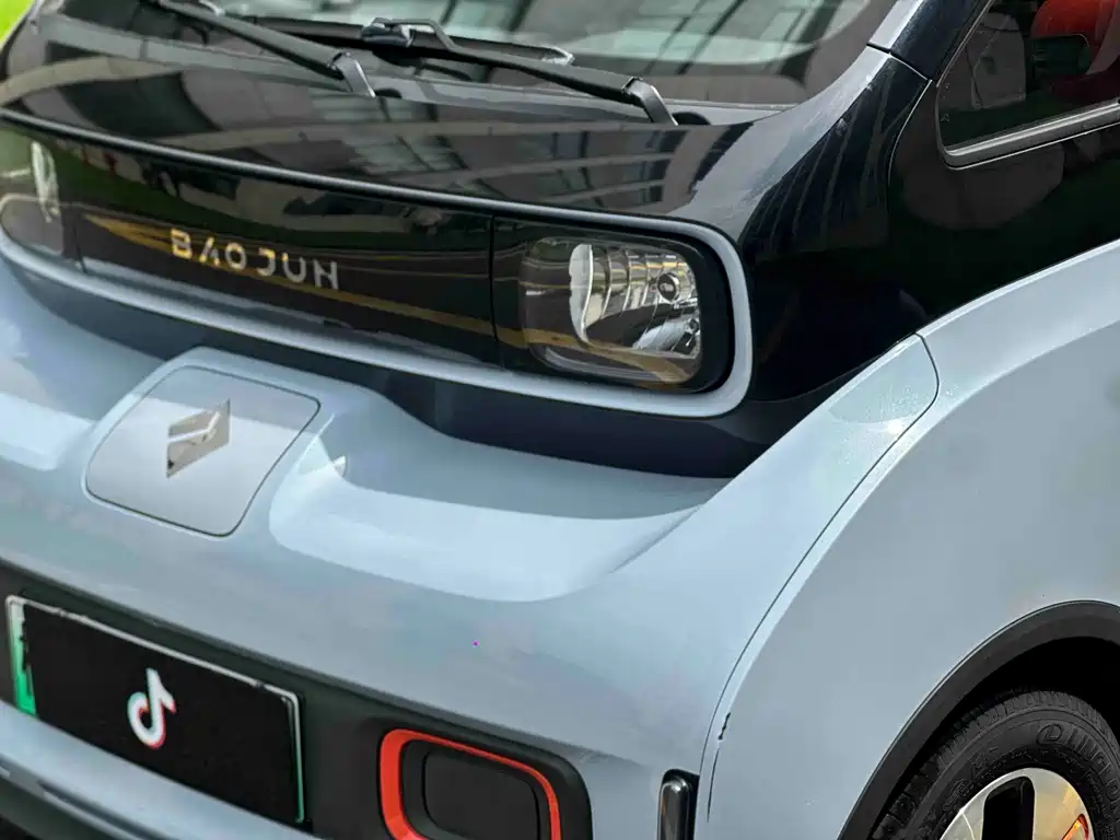 Baojun Kiwi EV 2021 — фото 8