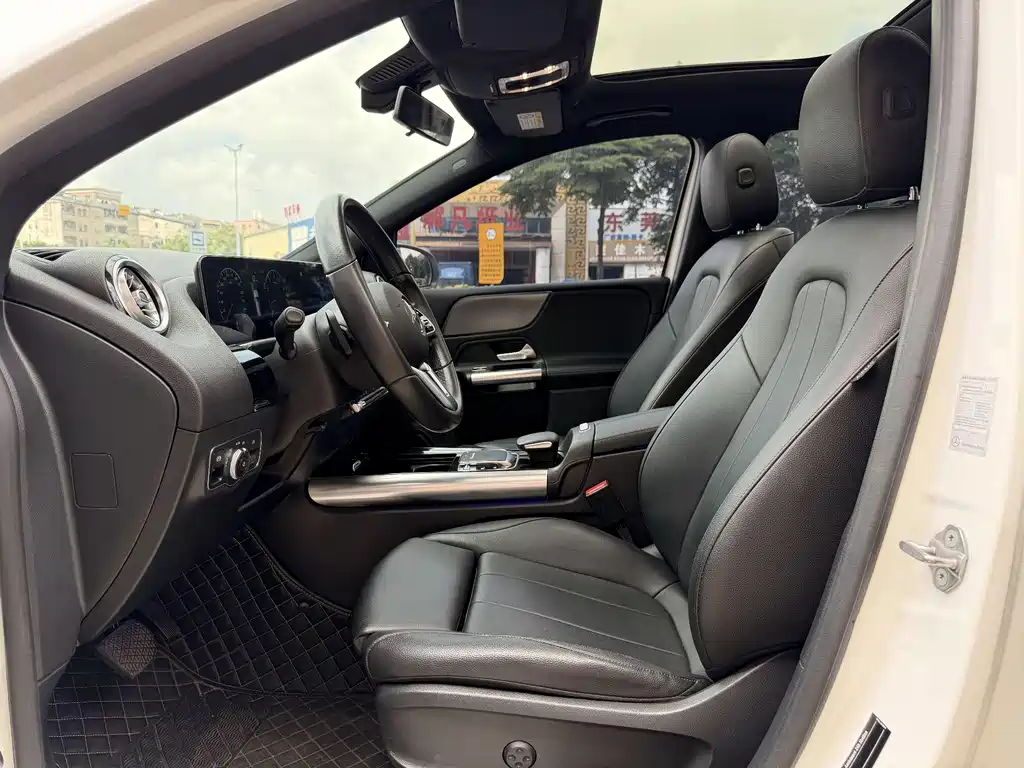 Mercedes-Benz B-Class 2020