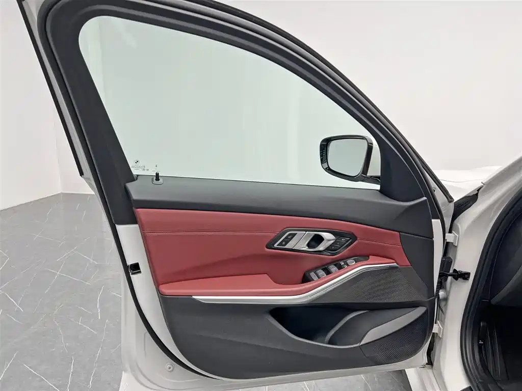 BMW i3 2024 — фото 11
