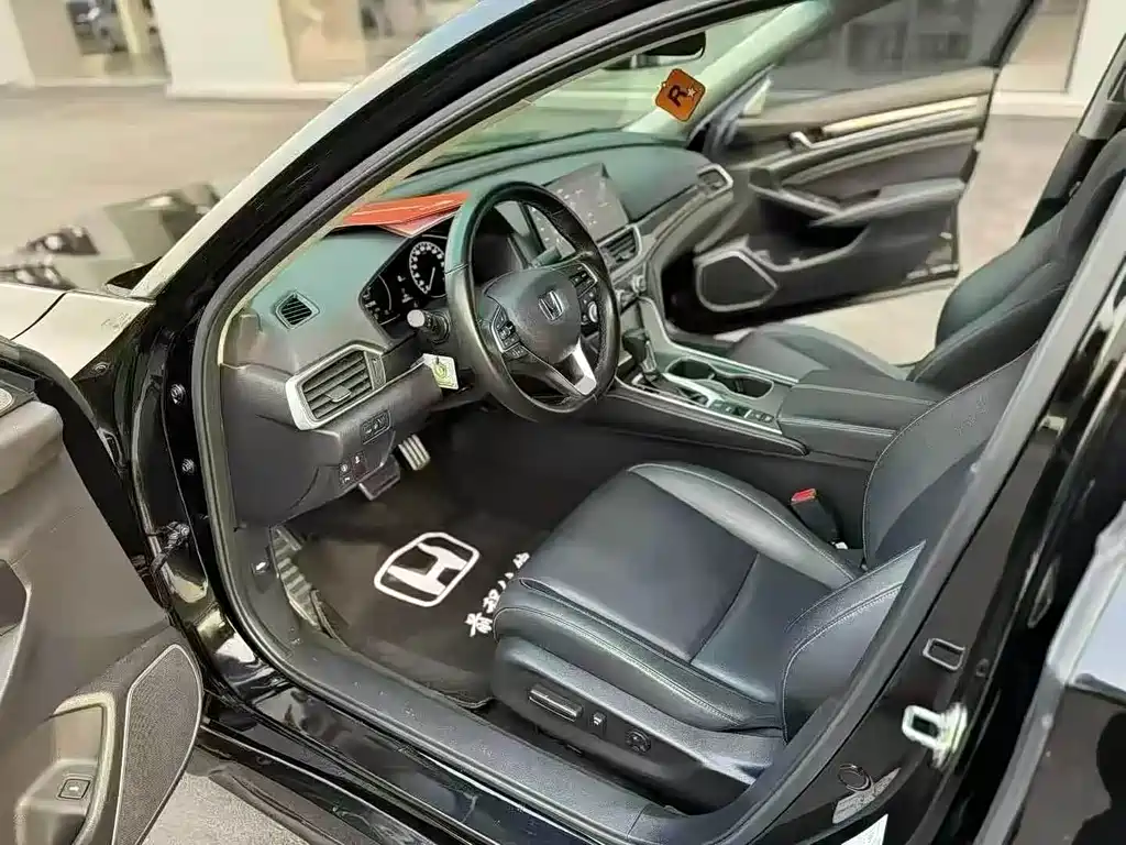 Honda Accord 2022 — фото 4