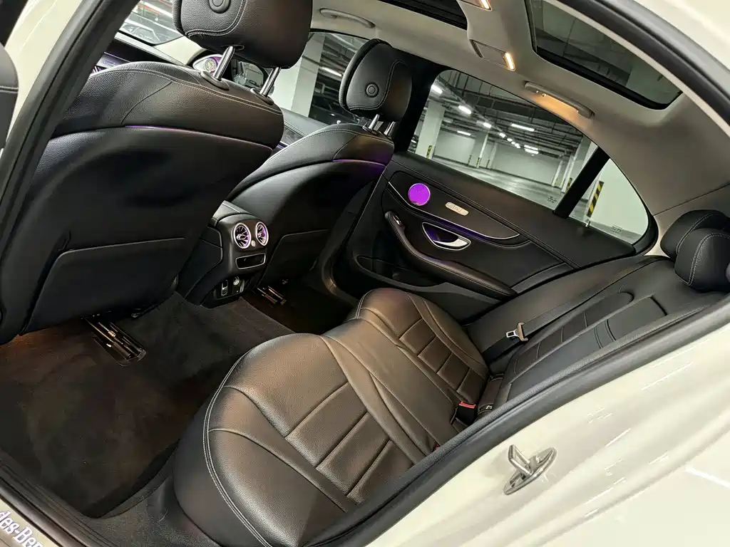 Mercedes-Benz C-Class 2020