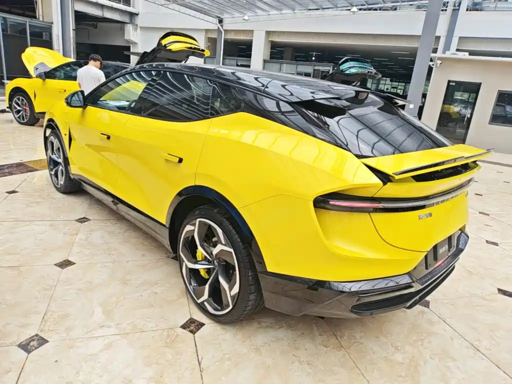 Lotus Eletre 2026
