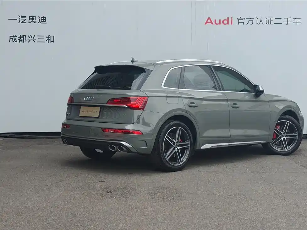 Audi SQ5 2023 — фото 4