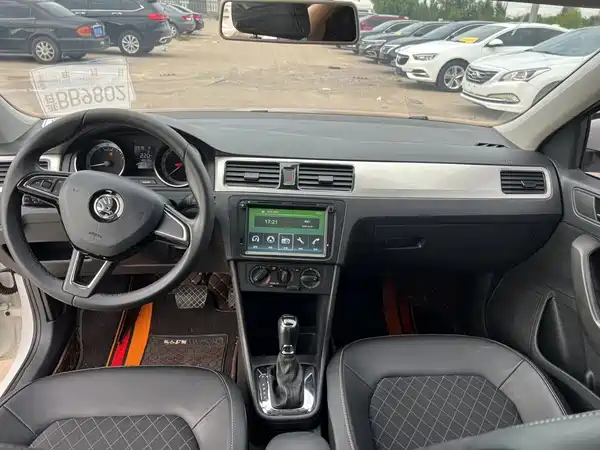 Skoda Rapid Spaceback 2017
