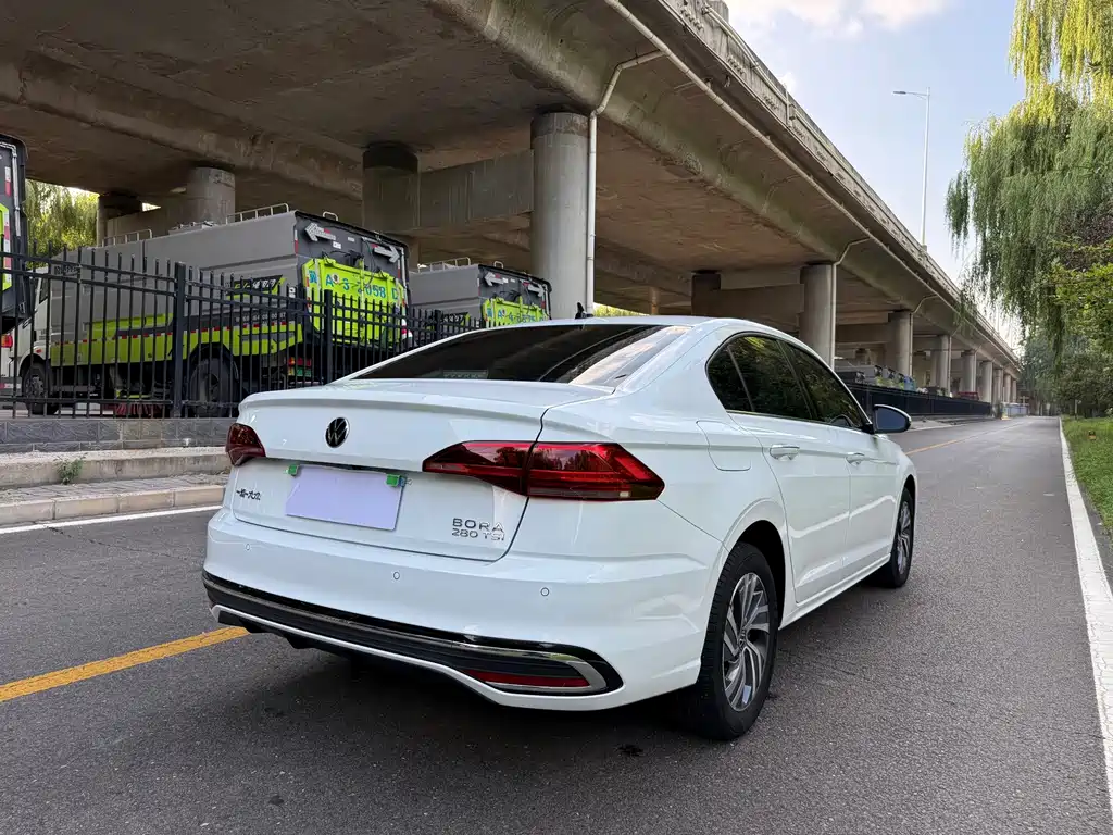 Volkswagen Bora 2024