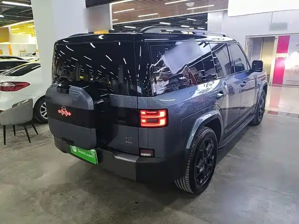 Fangchengbao Titanium 7 2025