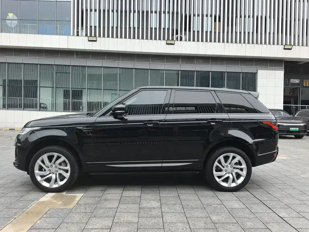 Land Rover Range Rover Sport 2019 — фото 4