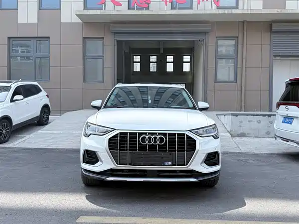Audi Q3 2023