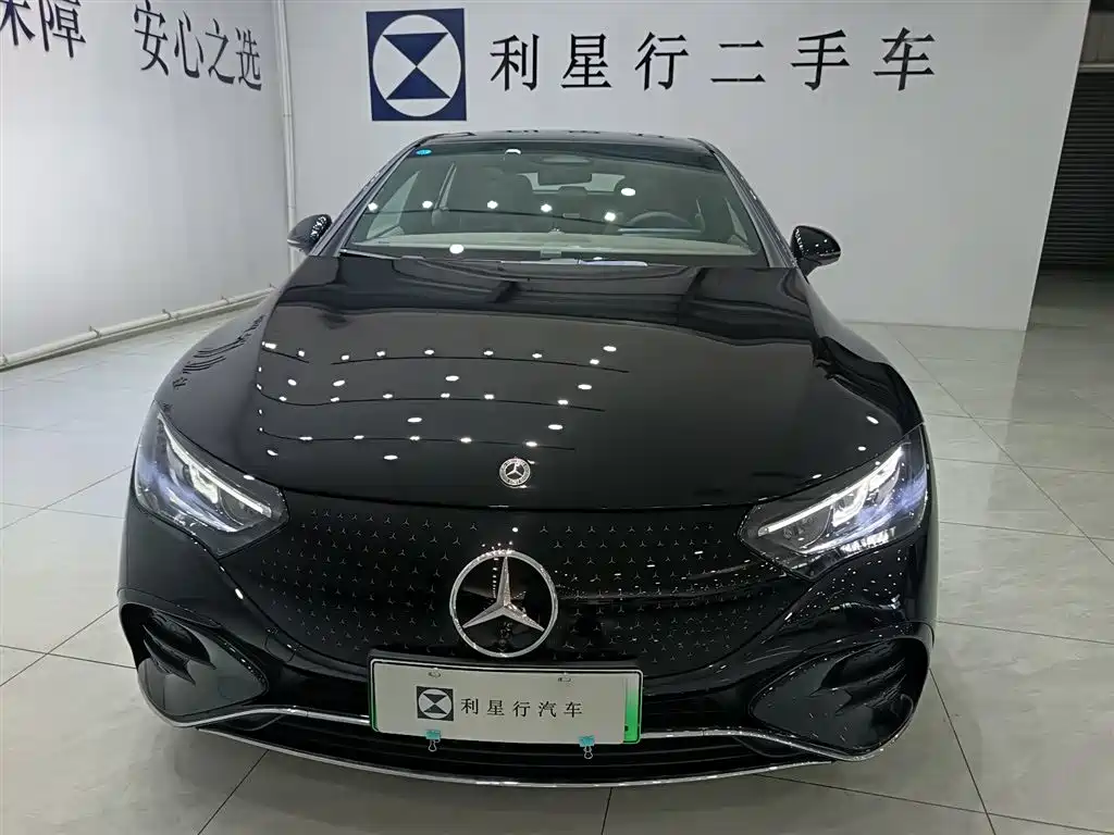 Mercedes-Benz EQE 2025