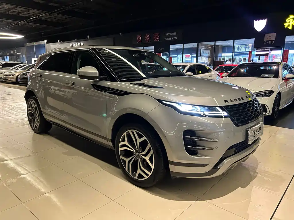 Land Rover Evoque 2023 — фото 3
