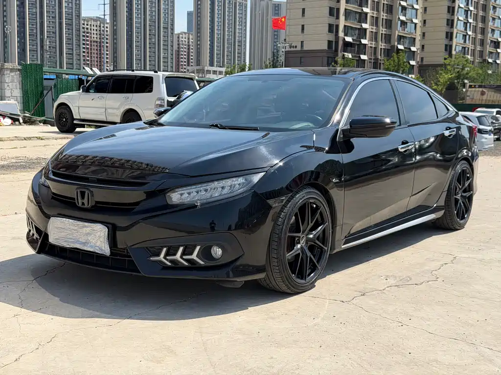 Honda Civic 2017 — фото 1