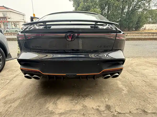Changan UNI-V 2025