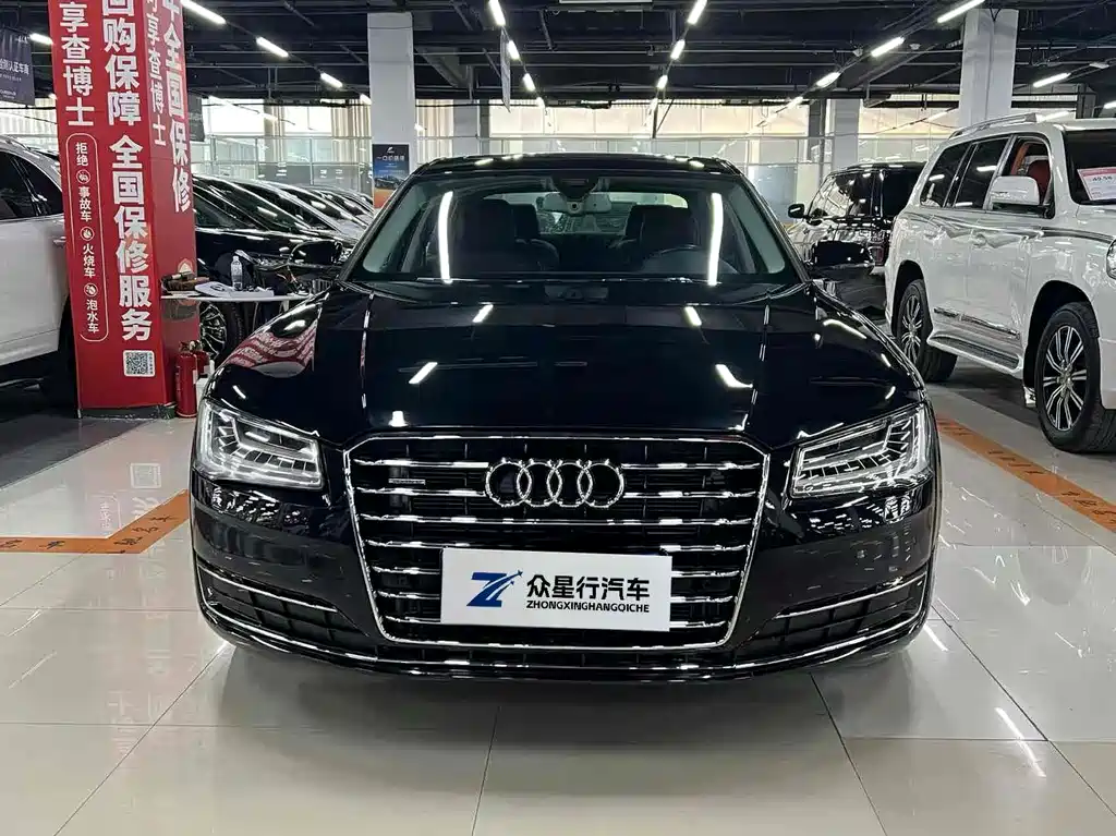 Audi A8 2017 — фото 2
