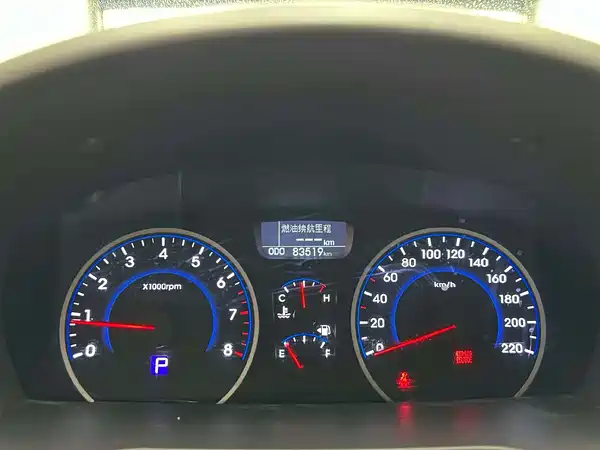 Hyundai Yuedong 2011