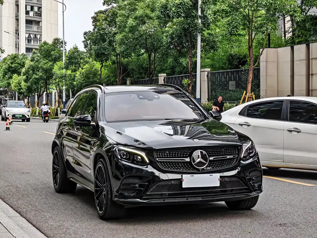Mercedes-Benz GLC AMG 2017 — фото 3