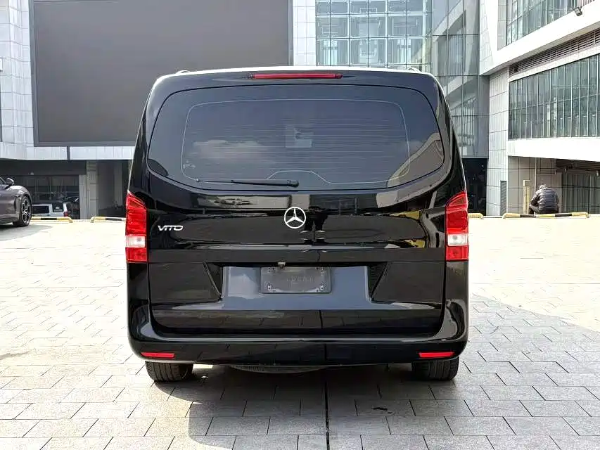 Mercedes-Benz Vito 2018 — фото 8