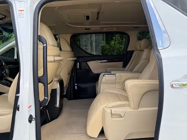 Toyota Alphard 2018