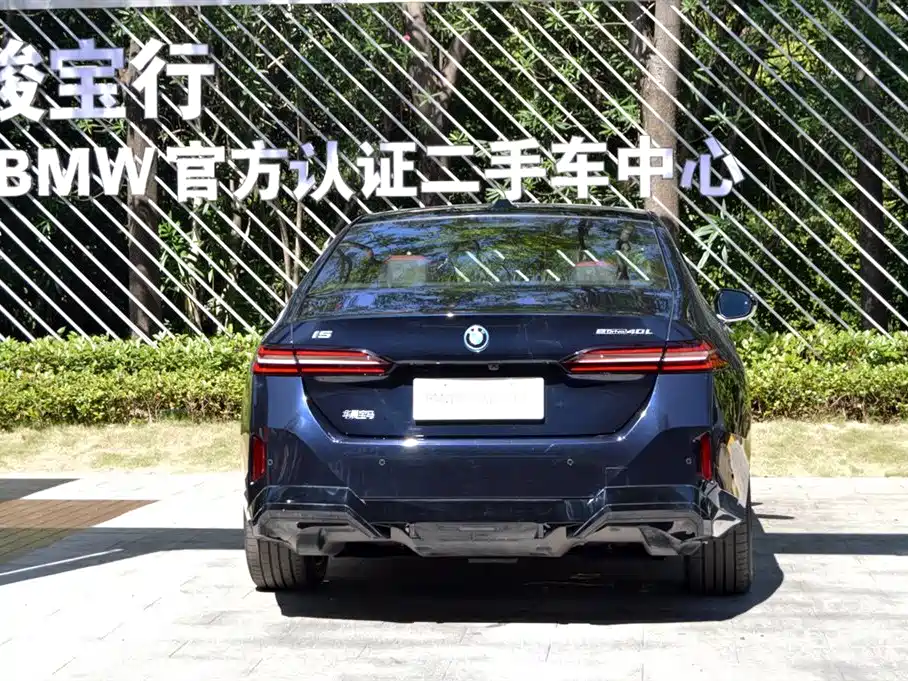 BMW i5 2025 — фото 7