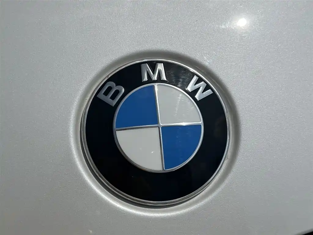 BMW 3 Series 2020 — фото 30