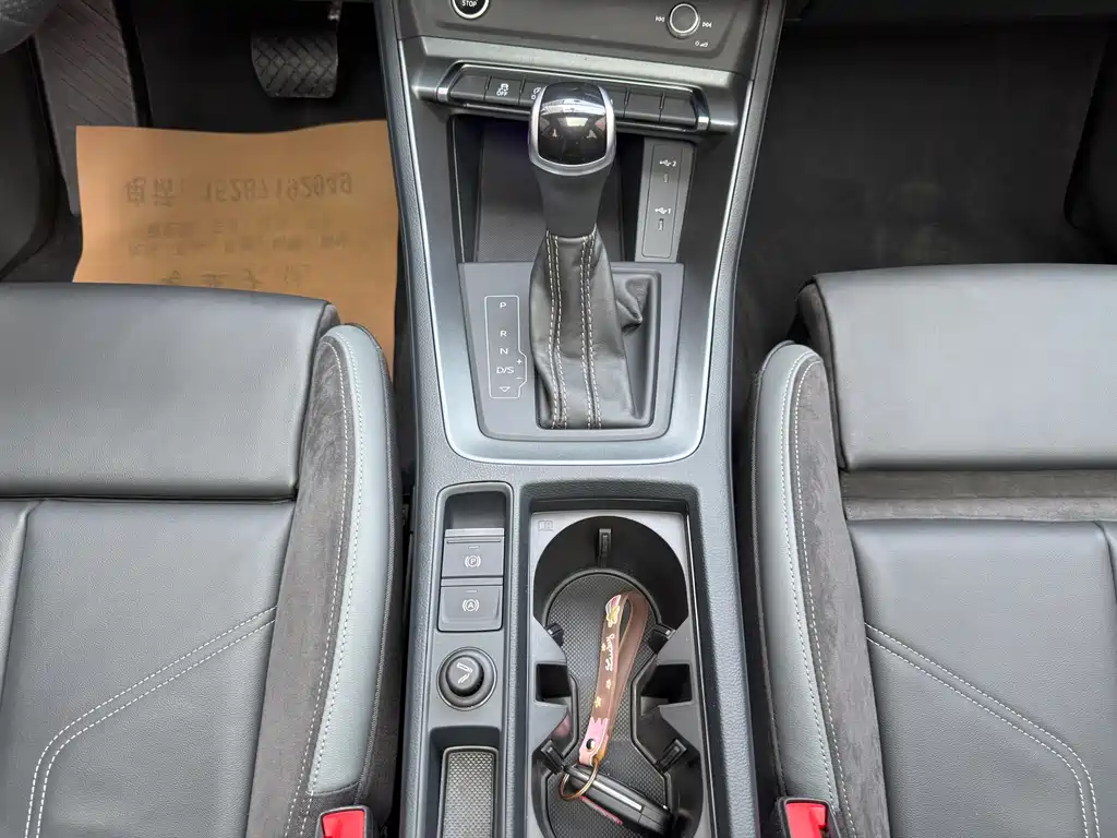 Audi Q3 Sportback 2022 — фото 22