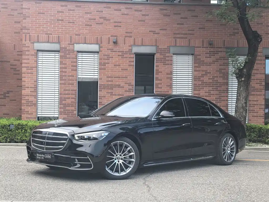 Mercedes-Benz S-Class 2025